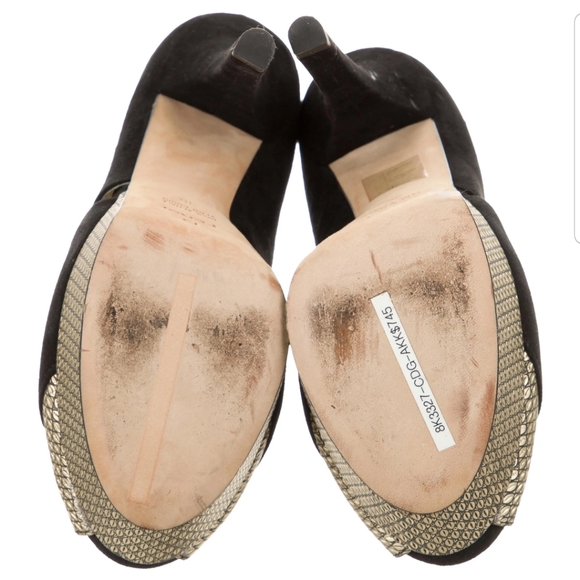 FENDI Suede Peep-Toe Platform Pumps - Picture 5 of 5